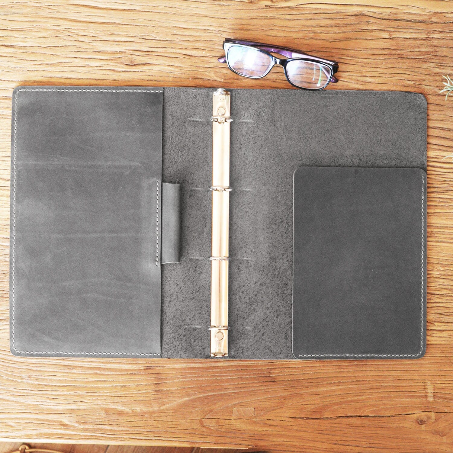 Leather Binder 4-Ring, fit 4 hole A4 refill paper, Leather portfolio, A4 binder planner, leather binder cover - Distressed leather D712A4
