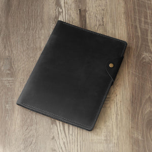 personalized-leather-remarkable-paper-pro-folio-with-pen-holder-distressed-leather-607p-gmremarkable