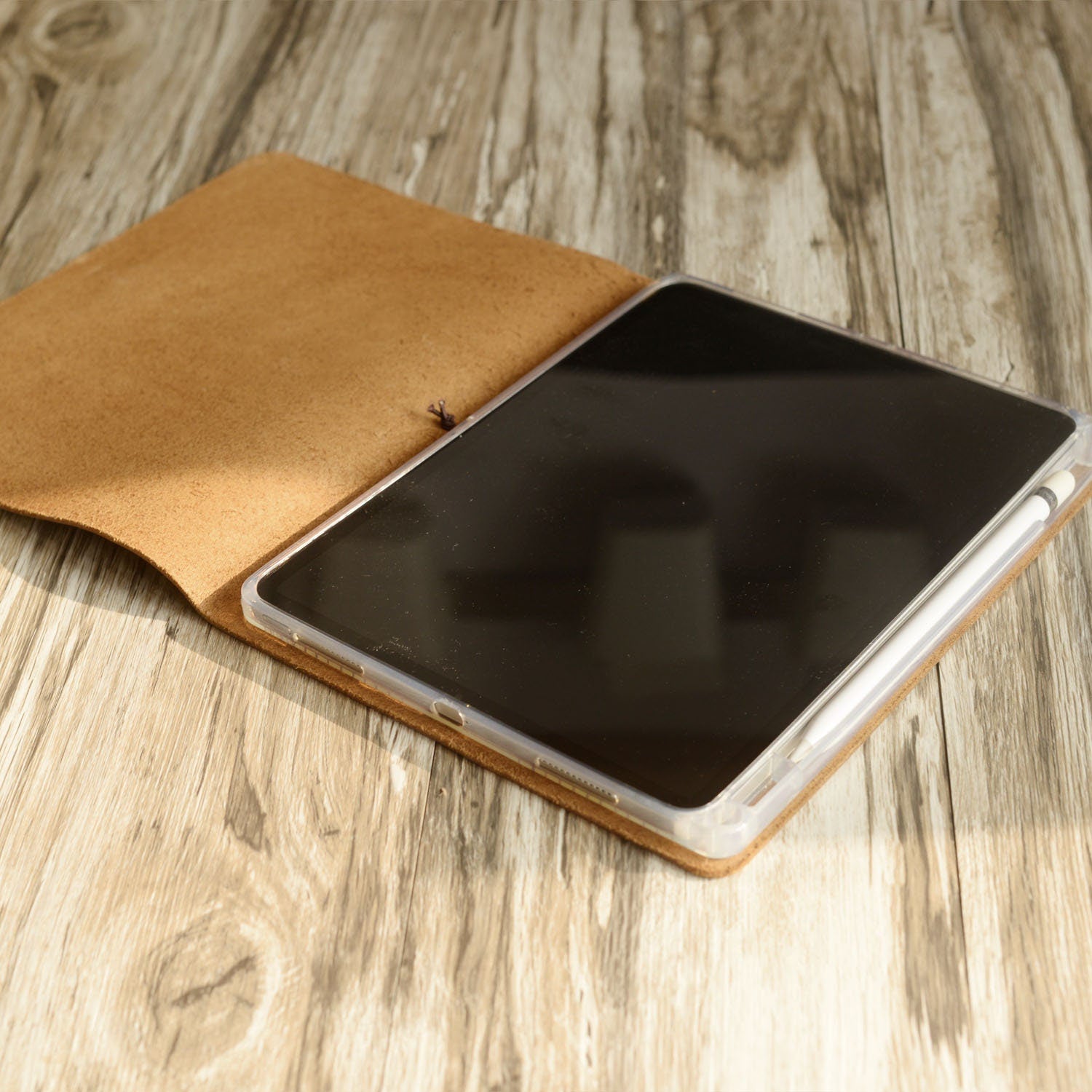 Handcrafted leather ipad mini 6 4 5 case with pencil holder – DMleather