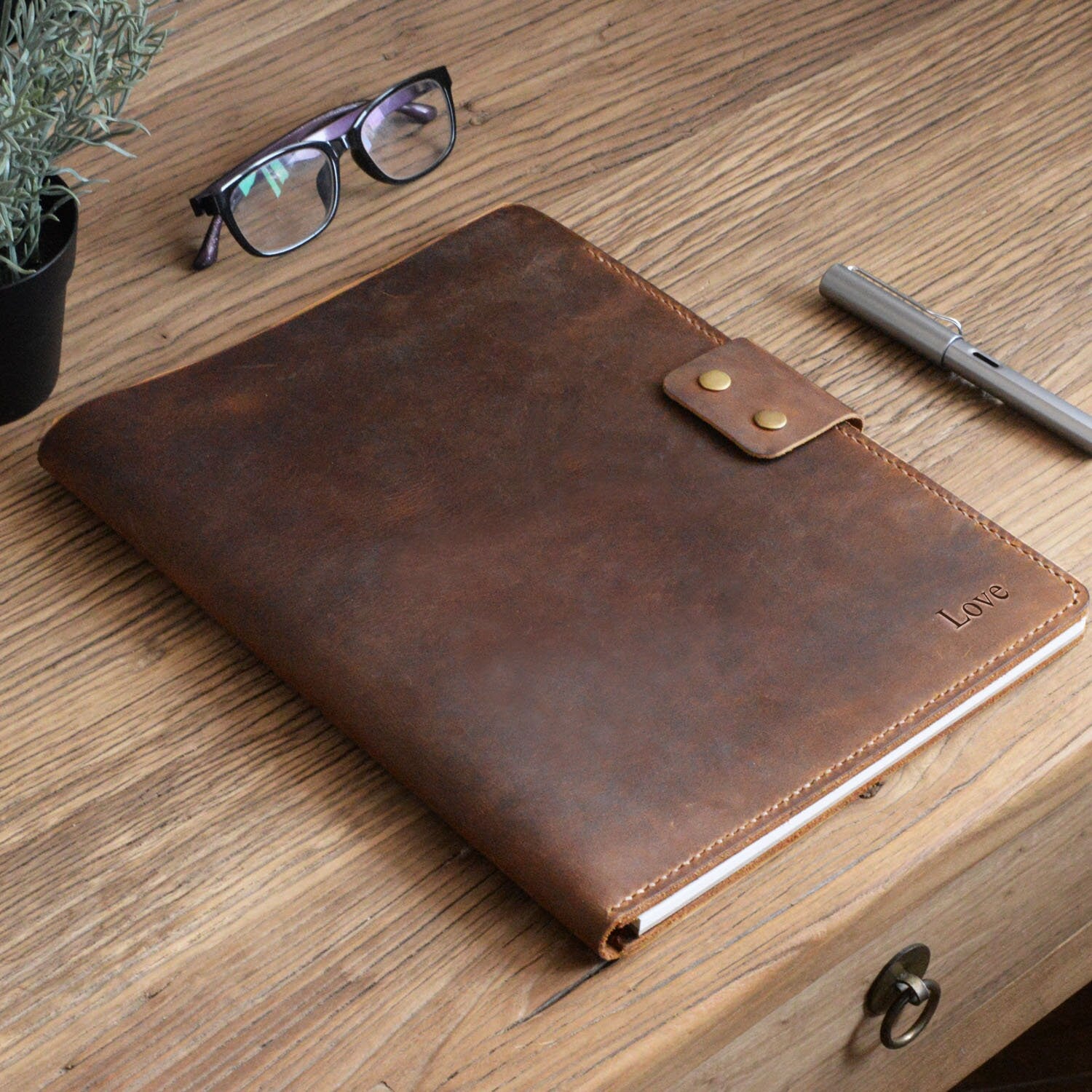 Brown Leather Portfolio  Personalized A4 Document Holder for Students –  MAHI Leather