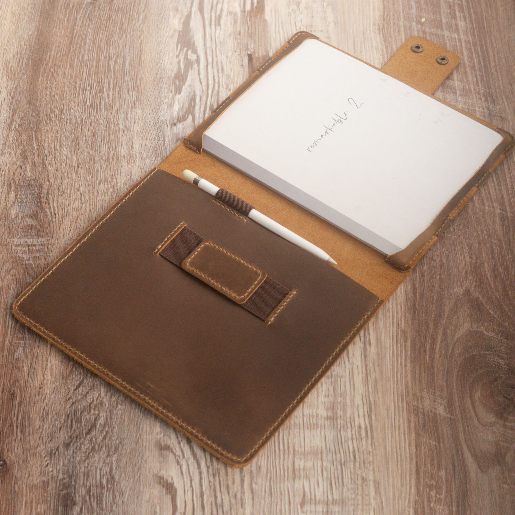 Handmade Draftsman 2 reMarkable Tablet Case · Green by Capra Leather